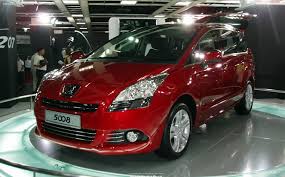 صور سيارة بيجو  5008  2012 -Pictures Peugeot 5008 2012