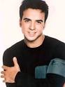http://greenobles.com/data_images/luis-fonsi/luis-fonsi-03.jpg