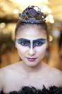 Black Swan Halloween Make-Up @Craftzine.com blog