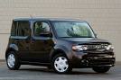 Review: 2009 Nissan Cube S is unbalanced, in a good way