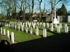 War Graves Plot at Great - via Daymix