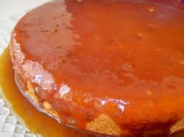 Bolo de Baunilha com Cobertura de Caramelo Images?q=tbn:ANd9GcRctZE1nlaWQIE81xavGlIP8N8AAhhyWrqFZzHYbnCdna7y38p17A