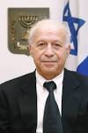 הנדון : האזרח א.ח.