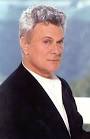 http://owendaly.com/jeff/SLIH/SLIHM/news/TonyCurtisHeadshotcredit-HarryLangdon.jpg
