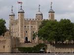 tower of london england seen - via Daymix