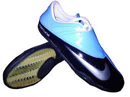 Sepatu Futsal Keren Sekali - Jasa Buat Blog Toko Online Lampung