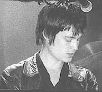 Richard Oakes performing at Reading Fest &#39;97 photo: k bernard. Neil Codling performing at Reading Fest &#39;97 photo: k bernard - neil