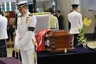 Emotions raw as Singapore pays tribute to Lee Kuan Yew | Daily.