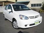 Used 2004 Toyota Platz Photos