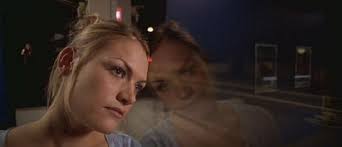 水色のカーディガン