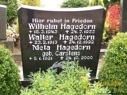 Grab von Wilhelm Hagedorn (18.03.1943-24.07.1955), Friedhof ...