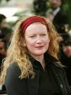 Andrea Arnold - images?q=tbn:ANd9GcRklgo0cr7rdHB9rOQ19JR5tJkRARrFw3gYFETL8WEsnOesS8cF1AVmtSI
