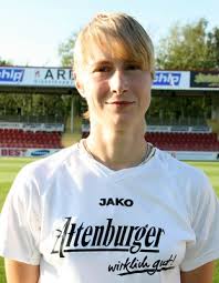 Katrin Winkler >> Steckbrief<< - images?q=tbn:ANd9GcRlbDOAWPpuL0kEmY2pbA34QnfkaQUbUfRuWgsJOMysiUowJnxI