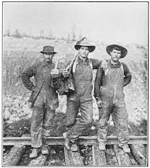 [Imagem: images?q=tbn:ANd9GcRoR142i4oagkog1zgNwCu...YlTVuwhTsA]