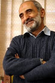 شریعتمداری