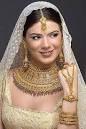 300 طن من الذهب يزين أجساد السوريات لم يؤثر ارتفاع سعر الذهب على مكانته لدى