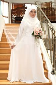 Miss Abaya : Dazzling Abaya from Saudi Arabia: SURINA�?� WEDDING ABAYA