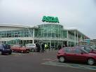 TL2208 : Supermarket in the centre of Hatfield - via Daymix