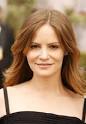 Jennifer Jason Leigh