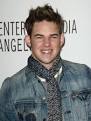 American Idol Finalist James Durbin Defies Tourette Syndrome and