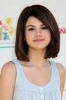 http://4.bp.blogspot.com/-wx9J74QJ2bY/TXjCn5aabLI/AAAAAAAABEc/jytAoV3CxnI/s1600/biography%252BSelena%252BGomez%252B1.jpg