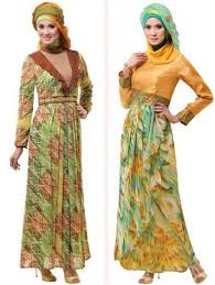 21 Model Baju Batik Muslimah Modern Terbaru