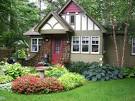 Front Yard Landscaping Ideas | InteriorHolic.