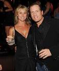 http://www.vegasnews.com/wp-content/uploads/tracy-jeremy-roenick-at-tao-570.jpg