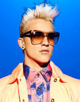 Eli Schmidt for <em>WWD</