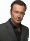 http://images.wikia.com/marvelmovies/images/d/db/Julian_McMahon.jpg