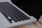 DSC_0238 MacBook Pro 13 Power - via Daymix
