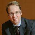 Jens Weidmann berät Kanzlerin Merkel in Wirtschaftsfragen. - image