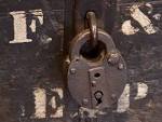padlock in old town san diego - via Daymix