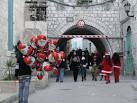 It's Christmas time... Celebrations kick off around the world as