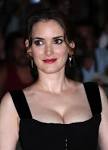 Winona Ryder 2158x3000