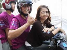 atraksi motor Trex tasikmalaya launching Mio J - YouTube
