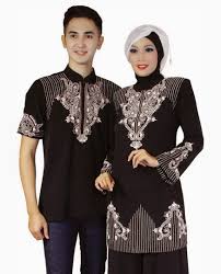 10 Contoh Model Baju Muslim Couple Terpopuler