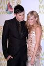 Hilary Duff Pictures - 2005 MTV VMA's Hosted By Diddy - Press Room