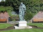 The Robert Owen memorial in Newtown, the well known philanthropist - via Daymix