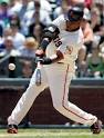 http://cache.deadspin.com/assets/images/11/2009/01/barrybonds.jpg