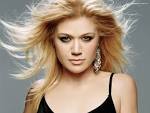 KELLY CLARKSON Gives Birth to a Gemini