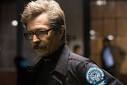 BATMAN BEGINS DETECTIVE GORDON