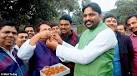 Blow for Congress as RJD rebels form breakaway faction and offer.