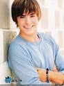 ZAC EFRON ACUSADO DE PROVOCAR
