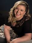 Kelly Clarkson announces summer tour