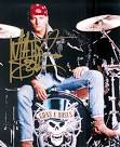 http://cdn.blogosfere.it/musicametal/images/novembre2008/Matt_Sorum_Photo.jpg