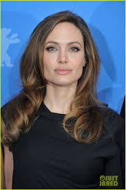 angelina jolie berlin photo call 05