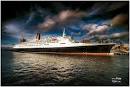 http://photopostsblog.com/wp-content/uploads/2009/01/great-ocean-liners1.jpg