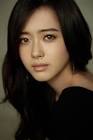 GO ARA romances Kim Myung-