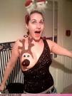 Women Behaving Badly - Sharenator.
